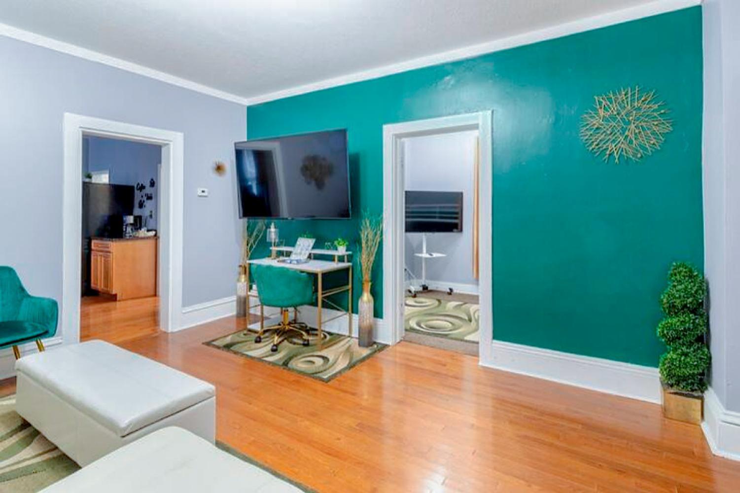 The Tremont Emerald - By Christmas Story House - Historic Charm & Modern Comfort Near Downtown With Parking, 300Mb Wifi & Self Check-In Cleveland Exterior foto
